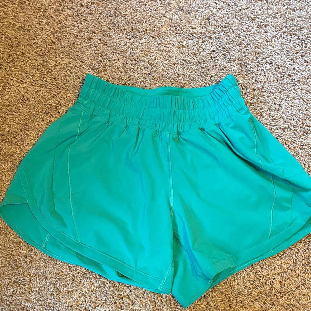 Lululemon Athletica Green Tracker 5” Athletic Shorts